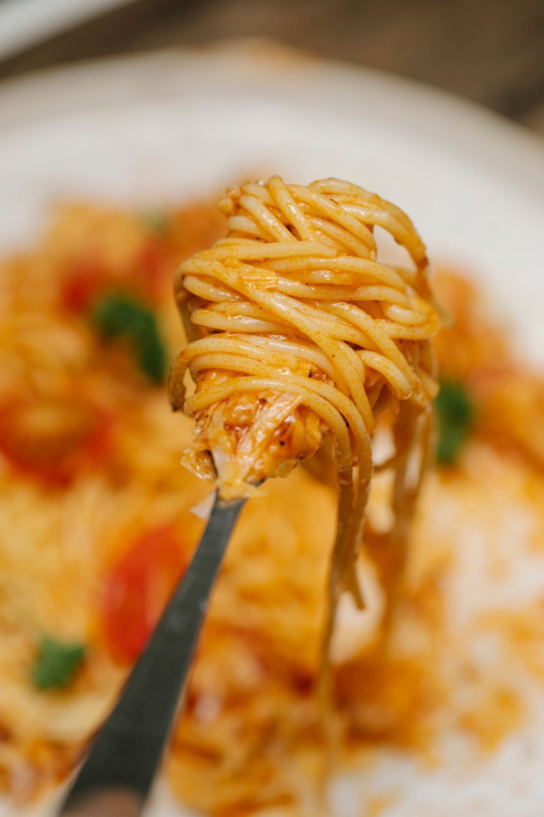Dressage spaghetti à la fourchette en cuisine